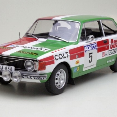 Hannu Mikkola Volvo 142 #5 1000 Lakes Rally 1973