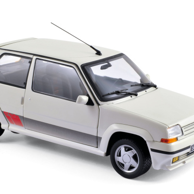 Renault Supercinq GT Turbo Panda White 1989