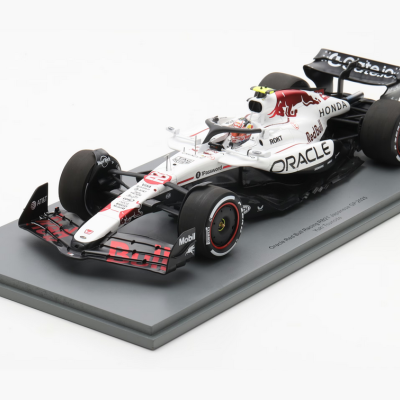 Yuki Tsunoda 1:18 Red Bull RB21 #22 Oracle Red Bull Racing Japanese GP 2025
