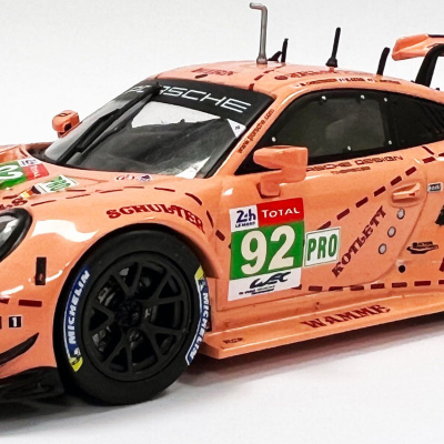 Christensen/Estre/Vanthoor Porsche 911 RSR Pink Pig Le Mans 2018