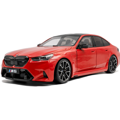 BMW M5 1:18  Fire Red 2024