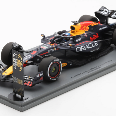 Max Verstappen 1:18 Red Bull RB20 #1 Oracle Winner Las Vegas GP 2024