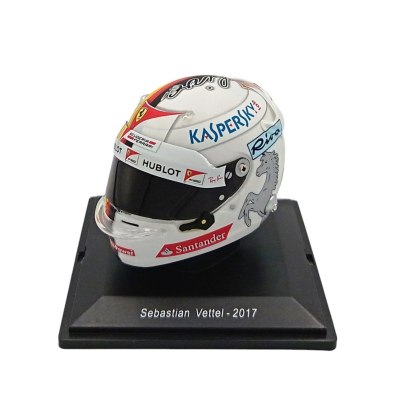 Sebastian Vettel 1:5 Helmet Ferrari SF70H 2017