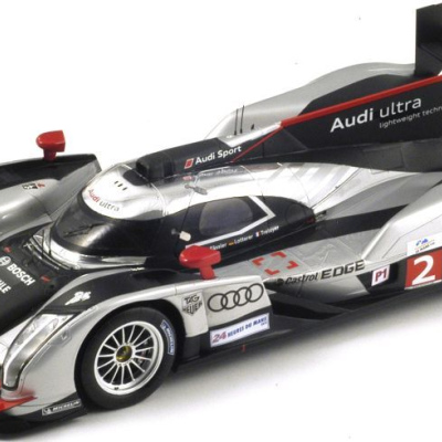 Andre Lotterer/Benoit Treluyer/Marcel Fassler 1:18 Audi R18 TDI #2 Winner 24H Le Mans 2011 