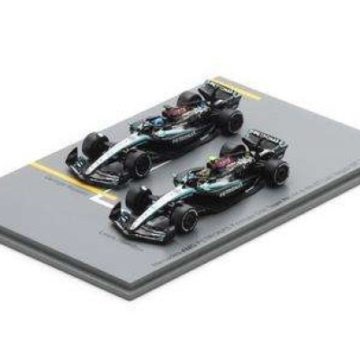 George Russell/Lewis Hamilton 1:64 Mercedes AMG Petronas F1 W15E 1st/2nd Las Vegas GP 2024